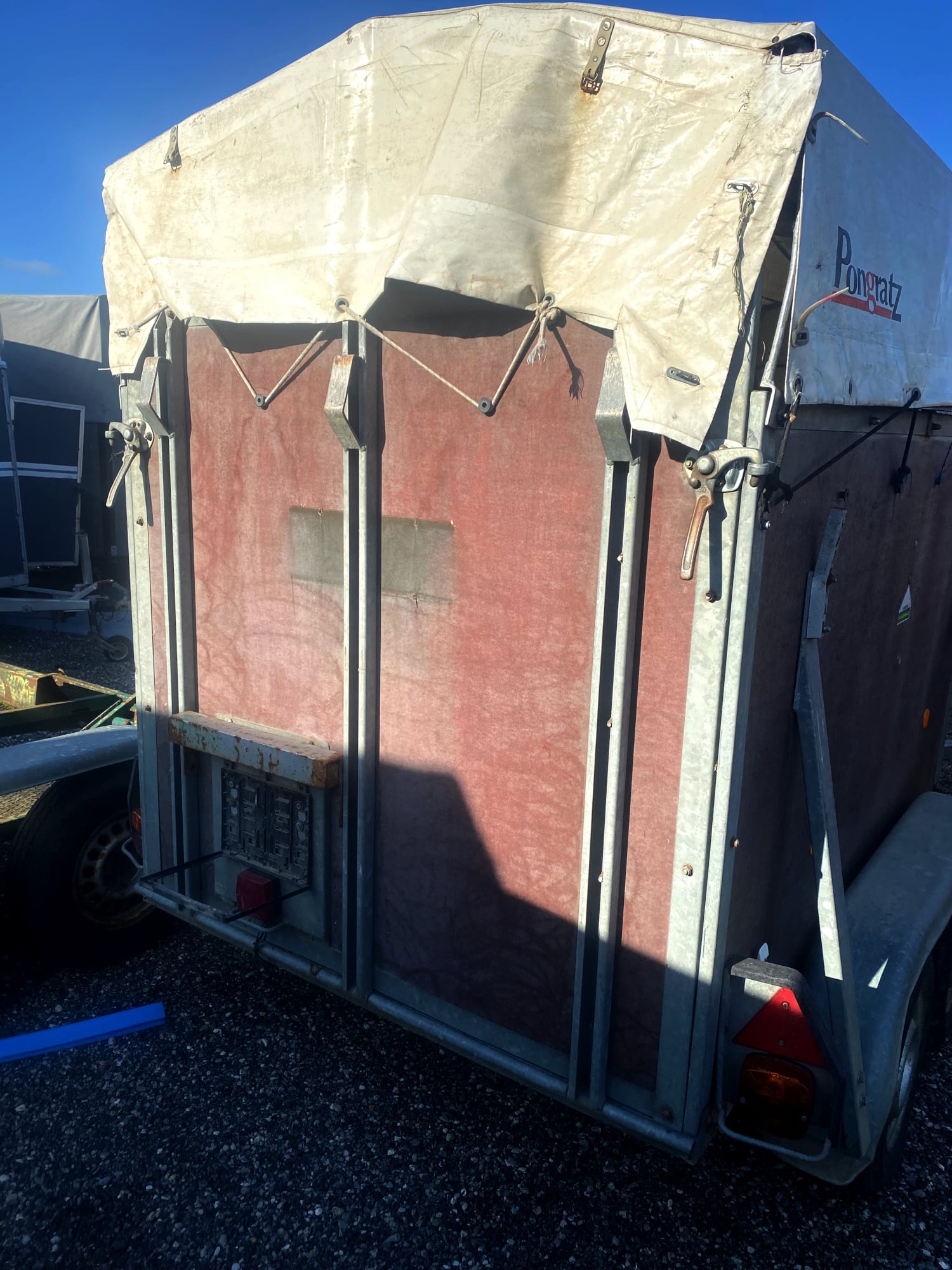 Gebrauchter Pongratz VA 145 T Viehanhänger 1300 kg – Bild 3